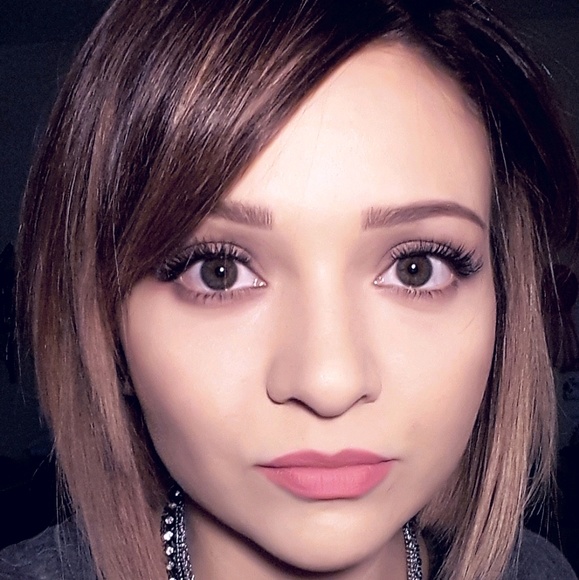 Meet your Posher, Sue - Picture 1 of 1